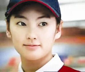 让张雨绮变性感的原来是是双眼皮