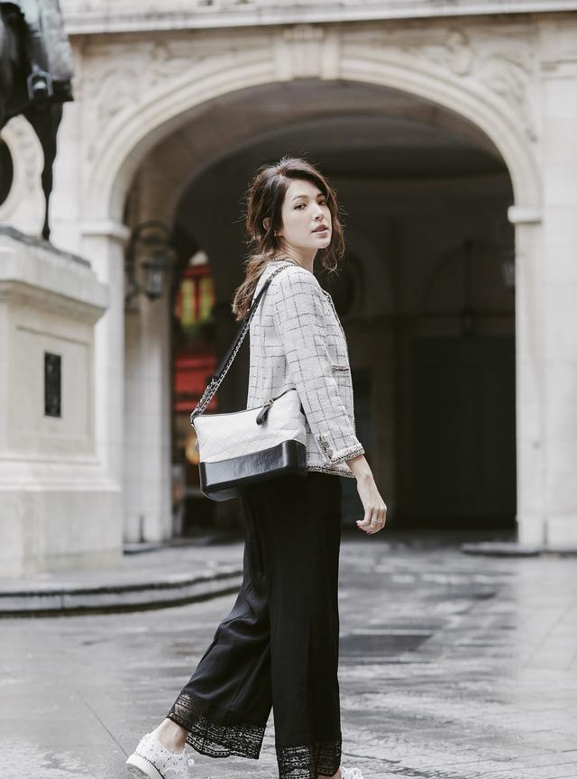 豆钟爱的街拍利器!新一轮霸屏潮流--Gabrielle手