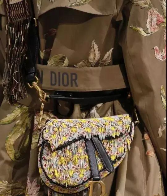 我新包多的背不过来(买到这些爆款包做梦都会笑醒)