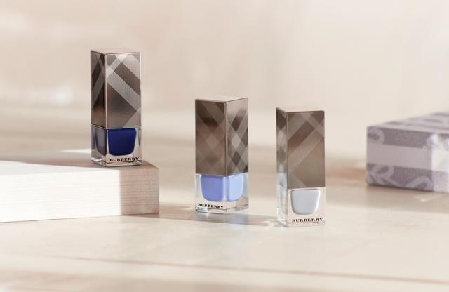 BURBERRY全新彩妆胶囊系列「时装秀特辑」