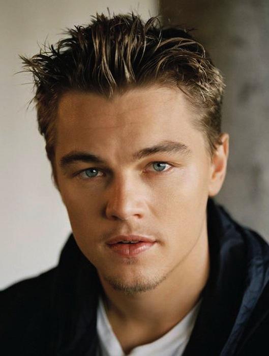 高富帅<em>发型</em>指南 男神教你造出高富帅造型_时尚