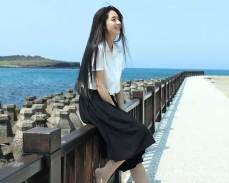 爵迹里范冰冰这款烧钱的头发最让人尴尬!