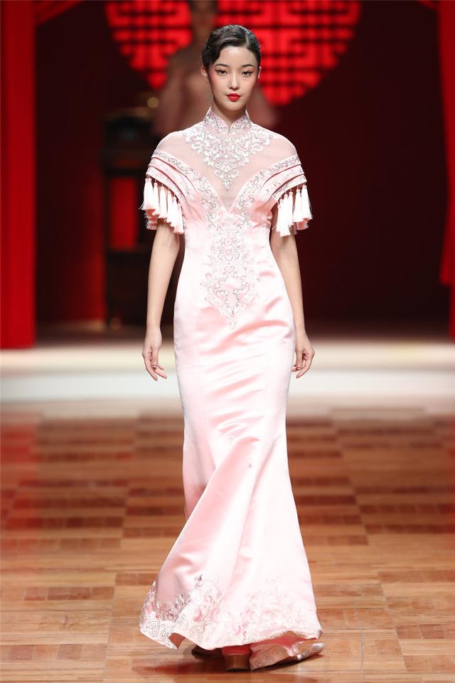 华装心秀 NE·TIGER 2017高级定制华服发布会