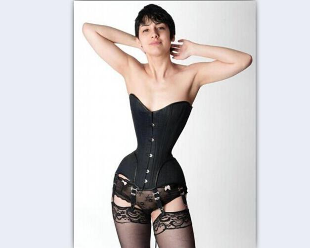 凡人 观时尚:有一种女人的狠叫塑身衣