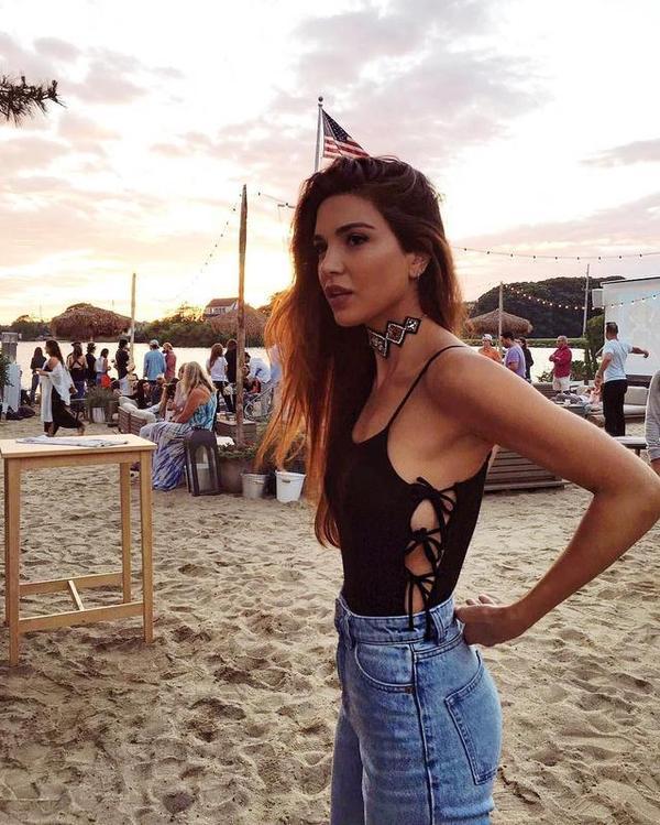 这些风格多样的单品 都可以拿来配你的牛仔