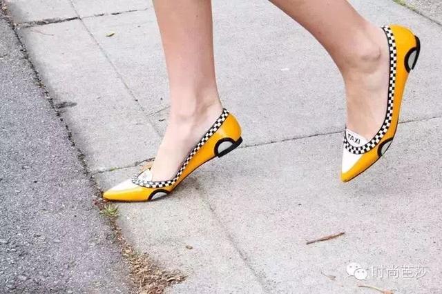 买鞋难?带你全世界淘出最美的尖头平底鞋!