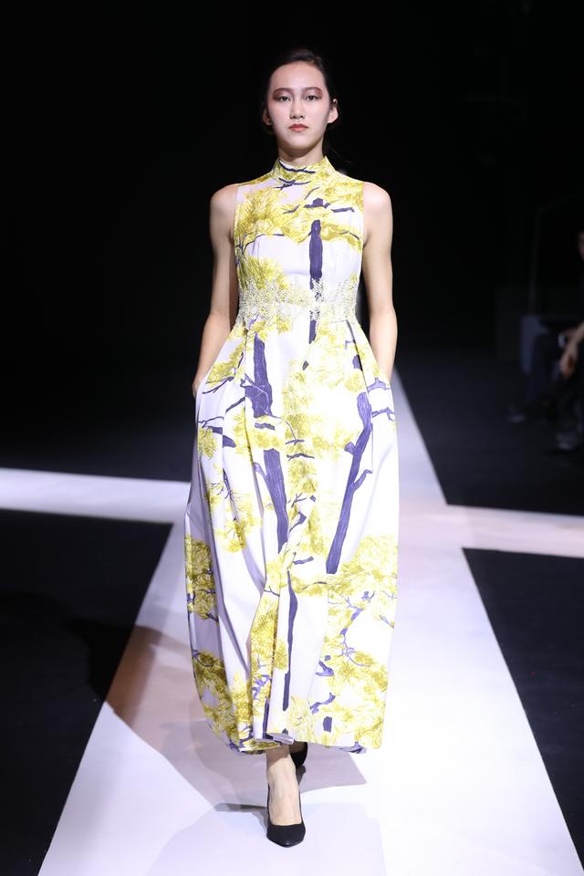 2017哈尔滨时装周Alisa Levin演绎连衣裙时尚