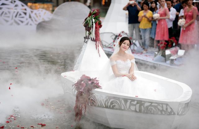 陈晓陈妍希婚礼最全解析 他欠沈佳宜的“债”也还了_时尚_腾讯网