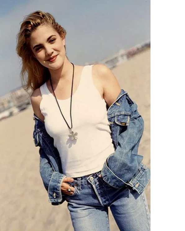 你是否也有这样一件牛仔,记录了那些年经历过的破事儿?