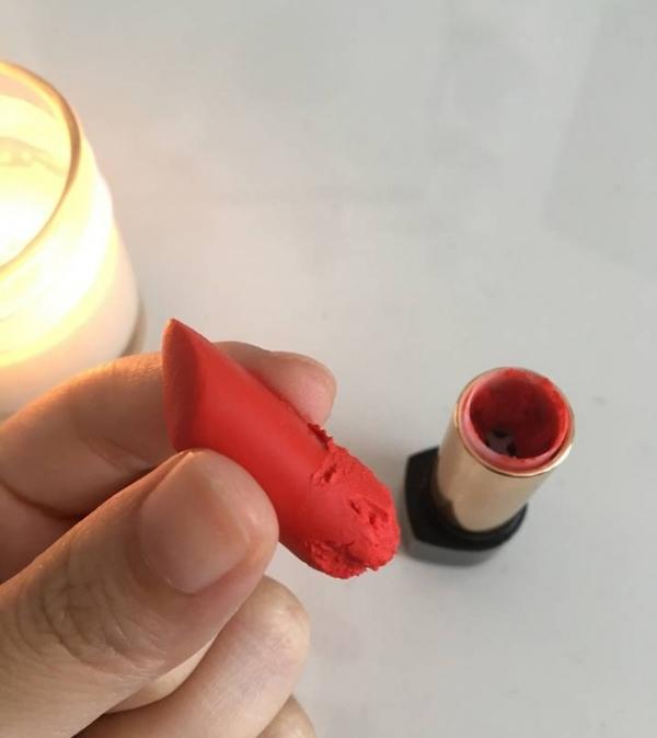 夏天炎炎伤害了我的口红!口红热歪了如何复