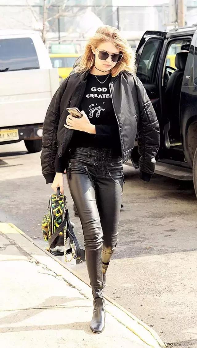 学会oversized外套+短靴的经典套路,让你美成一