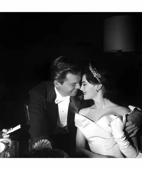 奥斯卡的美好时光 那些美丽的人儿和礼裙