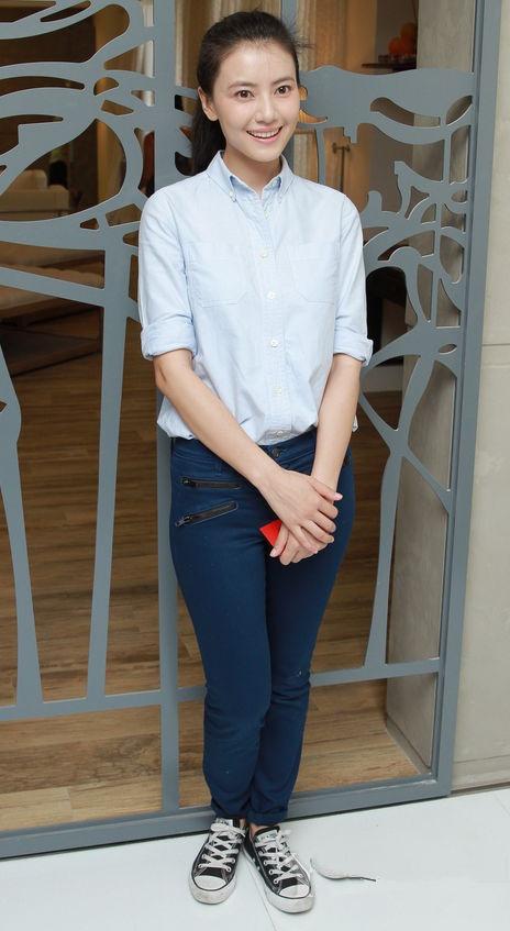 刘涛暴露“游泳圈” <wbr>原来女明星也有这样的身材缺陷 刘涛暴露“游泳圈” 原来女明星也有这样的身材缺陷