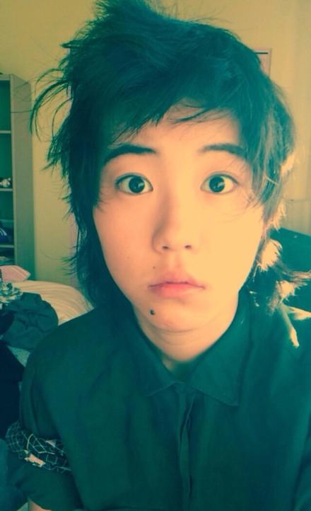 窦靖童公开恋情了?七夕为了不吃狗粮大家都好