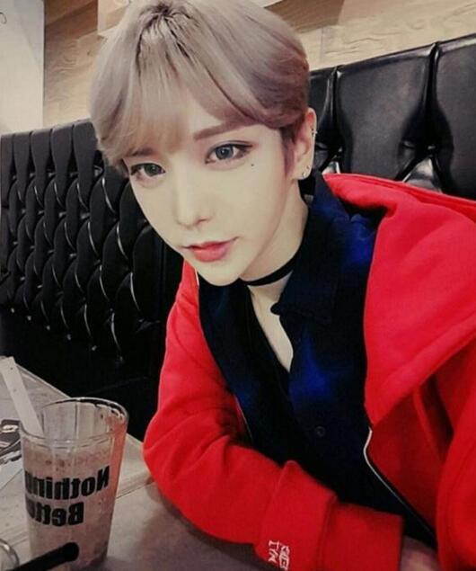 韩国有个比女人还漂亮的蛇精男，整容前竟然长这样_时尚_腾讯网