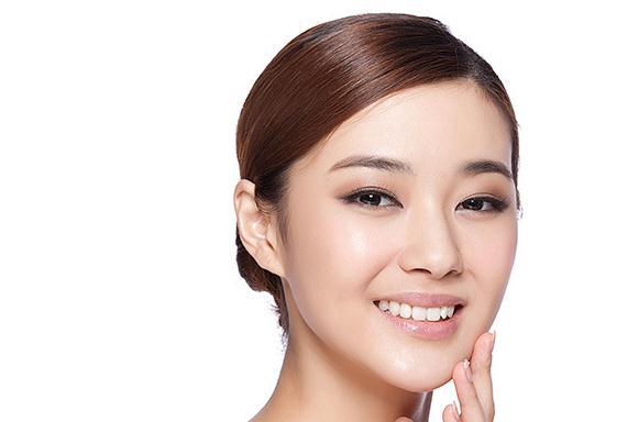 痘坑小恶魔,我要代表月亮消灭你