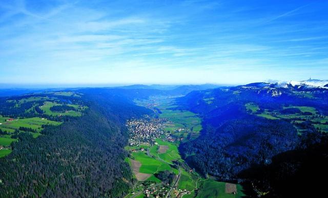 年度赛马收官之战 以表诉与马术的跨世情缘_