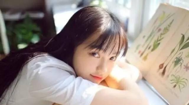 要做就做会营销的网红黄灿灿每月上一次热门