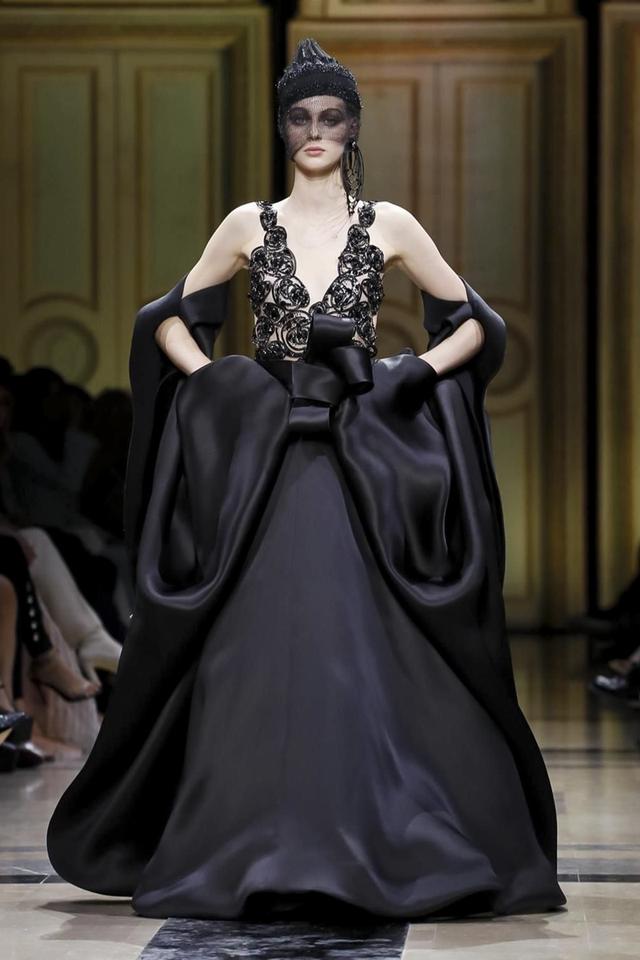 我也想像汤唯一样 像Armani prive 2017秋冬高定一样美且高级!