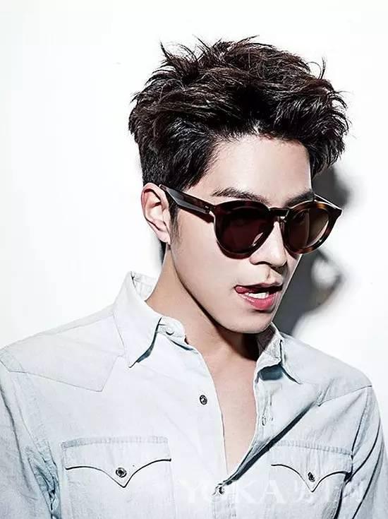 想吸引女神注意?学学三款发型就能帮你脱单