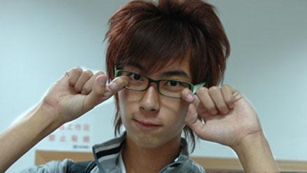 五官整一整 于朦胧快乐男声摇身变九王