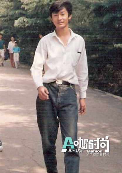赵薇黄晓明颜值蜕变赵薇黄晓明相识20年终合作