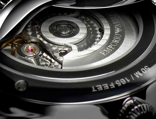 GIORGIO ARMANI展出瑞士制造腕表系列