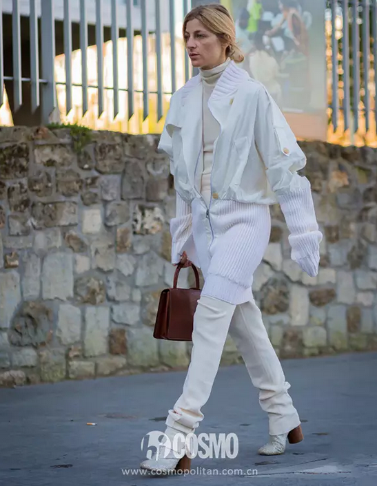 比小白鞋还百搭 怪不得时装精都爱这双鞋！