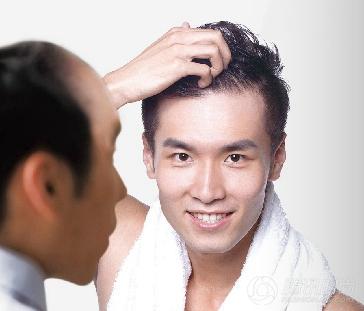 胡歌扎小辫儿带你玩儿 请注意你的发际线!