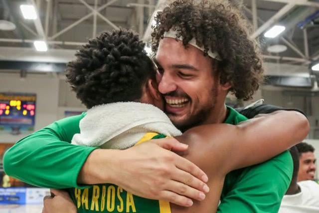 巴西轻取维尔京群岛小组突围 晋级男篮世界杯