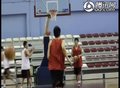 视频：实拍中国队训练 男篮轻松备战狂练三分