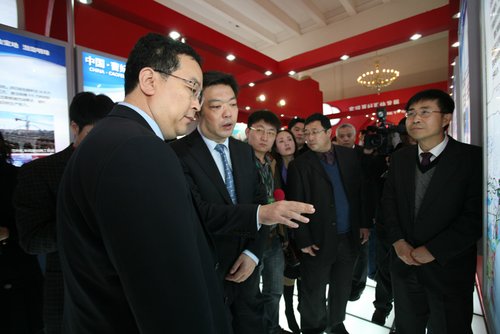 [图]北京市常务副市长吉林参观北京金博会现场
