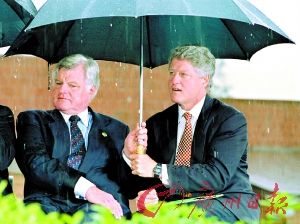 爱德华·肯尼迪回忆录:40年生活在罪恶感中_国