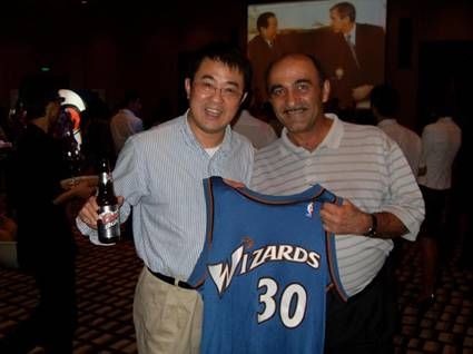 NBA华盛顿奇才队与银子弹啤酒同贺中美建交