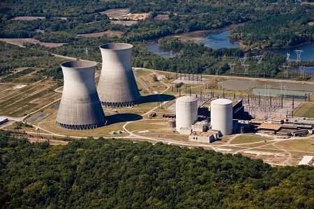 美国核电工业复兴有路障:奥巴马态度模糊,废料