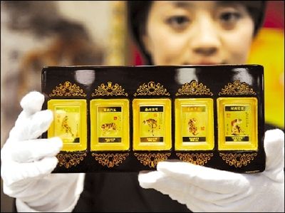 2010年《国宝虎王生肖金砖》亮相北京_收藏