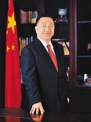 是李泽源之子李默