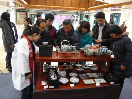 日本长崎县陶瓷器展销会在苏州久光百货举行