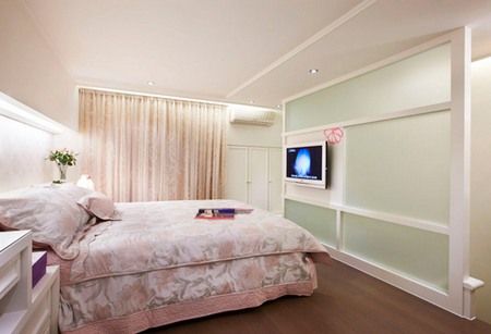 看台湾女生的复式婚房 粉白色展现别样风情