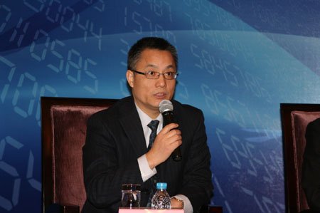 图文：中国证券业协会副会长陈自强