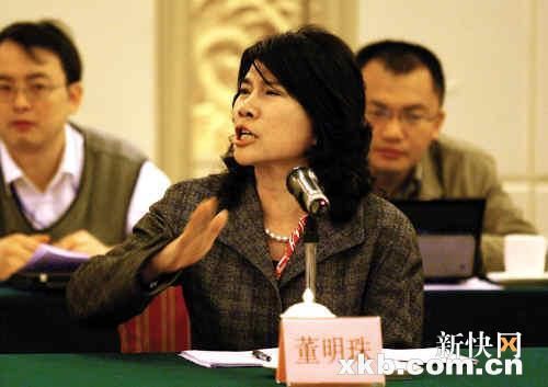 格力总裁拍案而起质疑政府采购不公(组图)_财