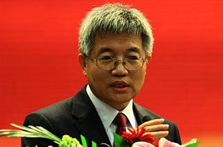 马来西亚总理参观马六甲 拱手向华人拜早年