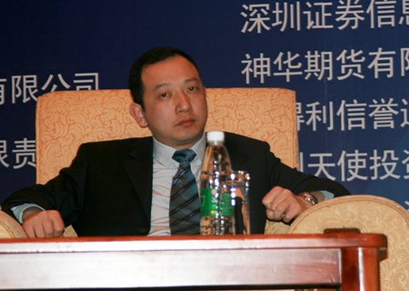 图文:上海汇利资产管理有限公司总经理何震