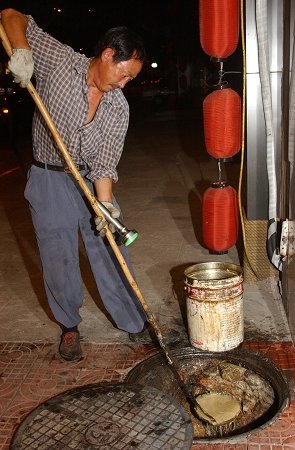 上海:地沟油检测即将用于餐饮监管