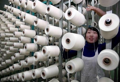 中国纺织行业继续积极向好但仍面临困难