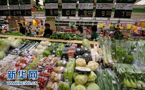 中国采取抑制物价措施保护消费者和农民利益