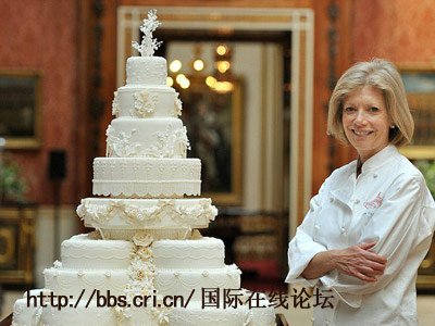 英国皇室大婚蛋糕曝光 有8层(图)
