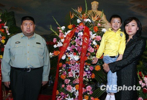 8月30日:美国占领日本 水晶棺移入毛主席纪念