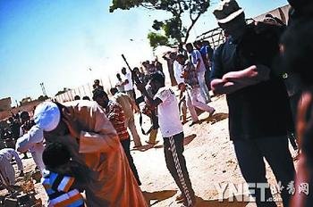 利比亚反对派攻入布雷加