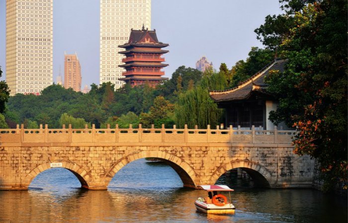 内地城市发展排名 成都第1北京被挤出前10